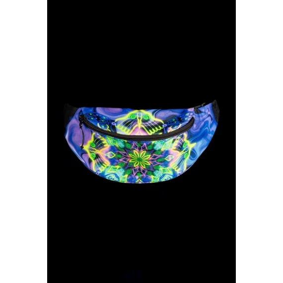 Pszichedelikus Kaleidoszkóp Övtáska természetes fényben.