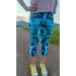 Kép 2/9 - Óceáni Áramlat Leggings elölnézetben, modellen.