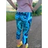 Kép 3/9 - Óceáni Áramlat Leggings hátulnézetben, modellen.